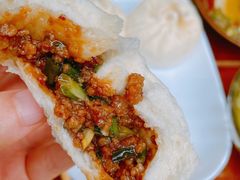 -李与白包子铺(桐梓林店)