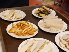 -天宜隆蘑菇宴火锅(石景山旗舰店)