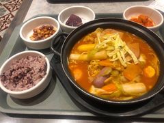-大食代美食广场(上海中心店)