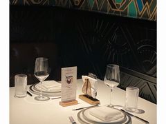 -Mogul Eatery·大亨餐酒馆