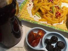-肥肥虾庄·金牌油焖大虾(沙湖店)