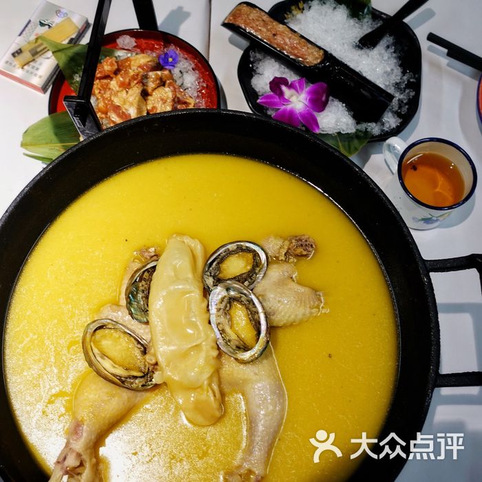 小红袍·花胶鲍鱼鸡