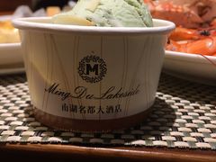 -南湖名都·景湖轩全日制餐厅·海鲜自助·东南亚风味·临湖而食