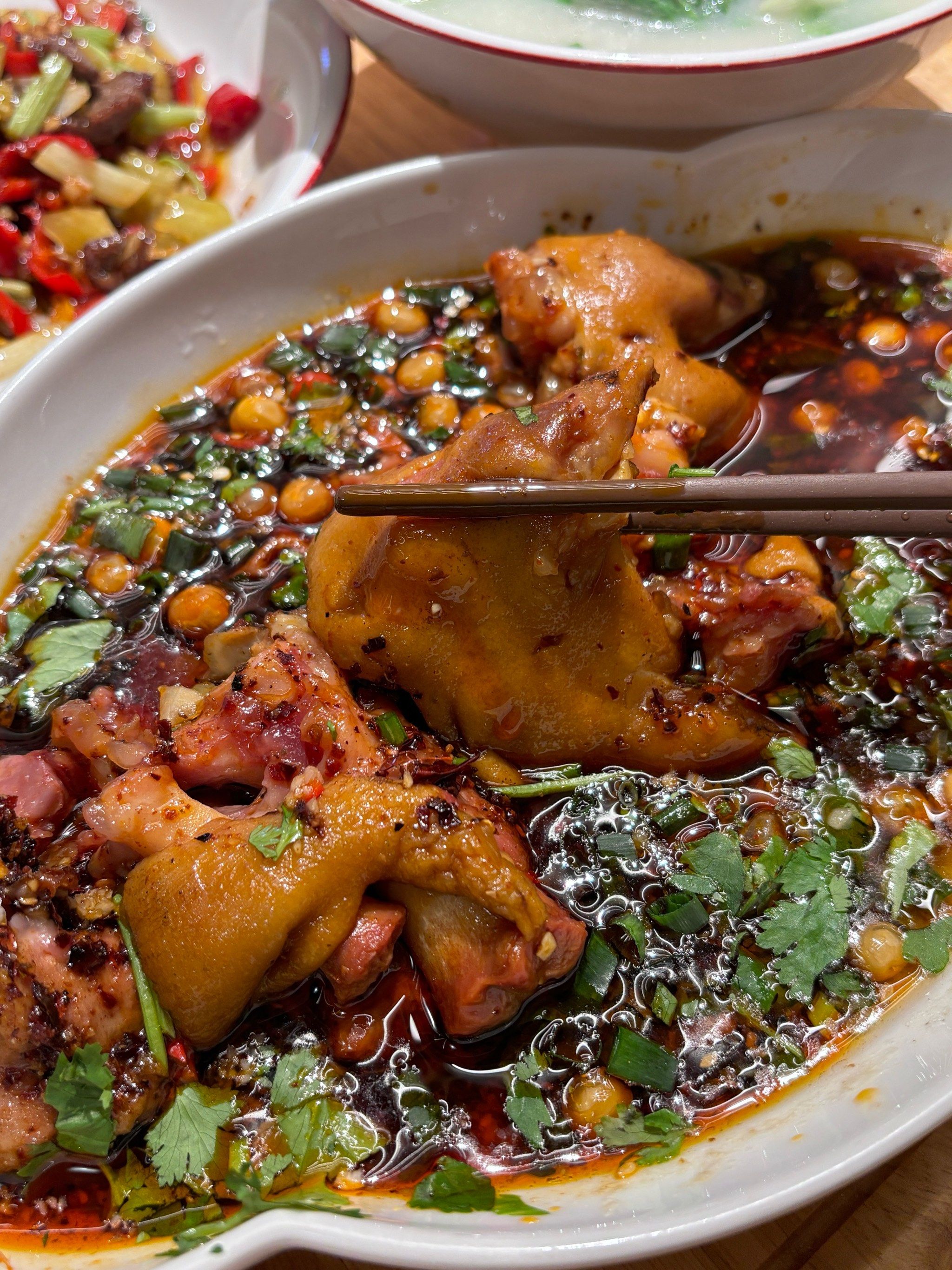 在广州!也能吃到软乎乎糯叽叽的老妈蹄花!