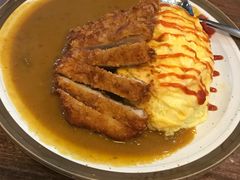 咖喱鸡排蛋包饭-犀牛家猪排