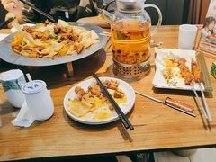 -俭寨大盘鸡·手抓肉·烧烤新疆菜(乌苏路店)