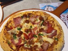 -必胜客(尹山湖歌林公园店)