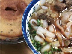 -魏旺湖北正宗牛肉面(硚口公园店)