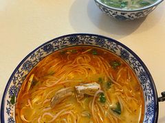 -烤鸭肉夹馍鸭汤店