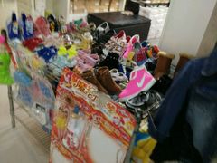 -新华贸购物中心(新华西道店)
