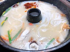 -飞虎过桥米线(翠湖店)