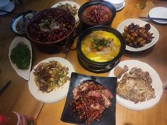 -隔壁老王·家常云南菜(花巷店)