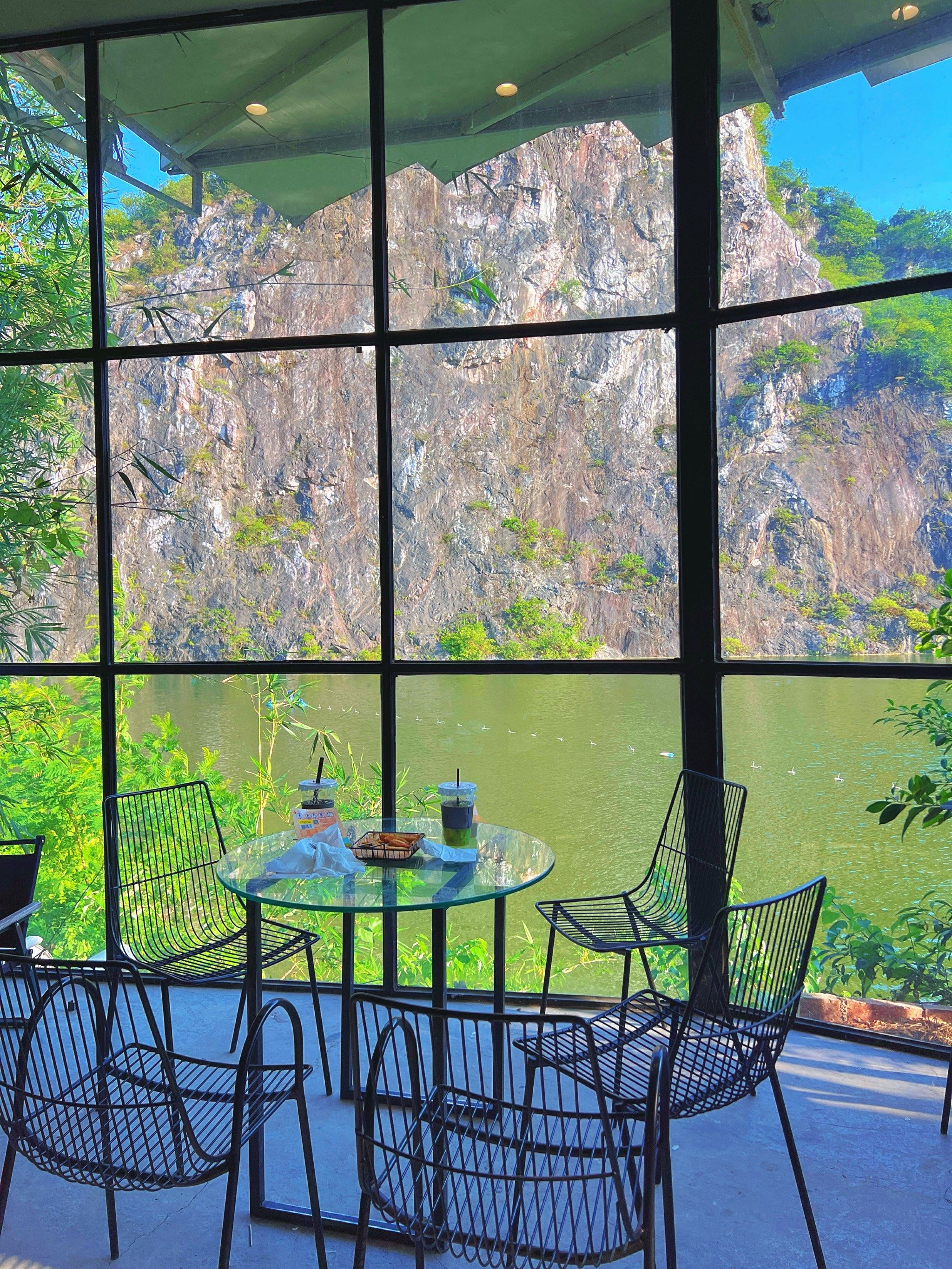 真的太出片啦～6015肇庆七星岩坠美咖啡厅