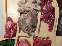-宴全牛粤来越牛潮汕鲜牛肉火锅(海州万达广场店)