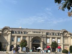 -王府井奥莱临潼小镇(临潼店)