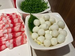 -海底捞火锅鲜切牛肉主题店(长寿路店)