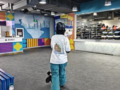 -乔波室内滑雪场