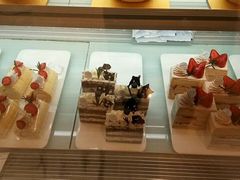 -花花卷卷·鲜食蛋糕(静安久光百货店)