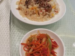 精品手抓饭-巴扎美食·新疆菜·西域歌舞表演餐厅(新疆大厦店)