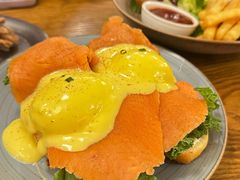 烟熏三文鱼班尼迪蛋-Money Shops(愚园路店)