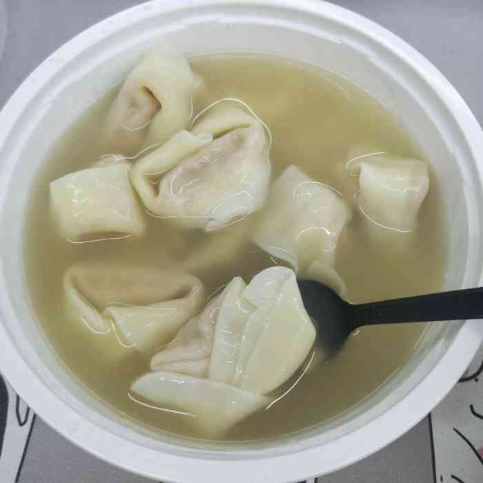 吉祥馄饨(宁波贸城中路店)-"点的全家福馄饨 外卖送来超级烫 保温效果