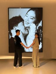 -乐派诗婚纱摄影