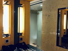 -中山利和希尔顿酒店