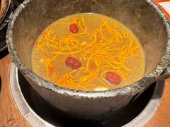 -芸山季·云南野生菌火锅(人民广场来福士店)