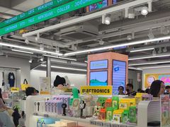 -line friends(明洞旗舰店)