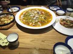 -小三峡食府(西五路店)
