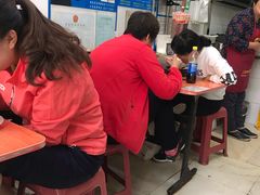 -曹宝林砂锅麻辣烫(星光路店)