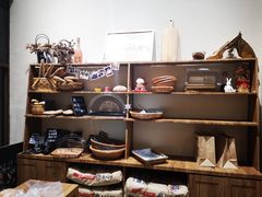 -沁屋面包店(人民东路店)