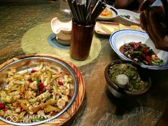 -洞庭土菜小炒馆(易发广场店)