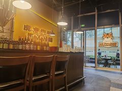 -HUZI虎滋精酿餐吧(京西大悦城店)