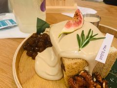 冰瑶乌龙戚风-半勺舒舒生日蛋糕店