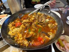 -富正毅三下锅·湘西韵味(天门山索道店)