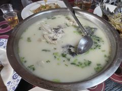 -雪湖煜辰鱼头老店(雪野湖店)