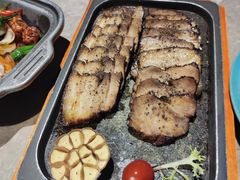 -月枫江南小馆(绿地缤纷广场店)