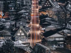 -白川乡与五箇山的合掌构造村落
