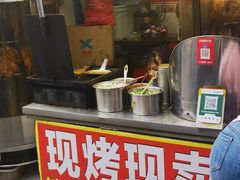 -万松园美食街