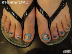 爱手爱脚彩绘光疗甲-摩睫+皮肤管理·科学美容中心