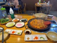 -红辣椒八爪鱼特色韩国料理专门店(远景路旗舰店)