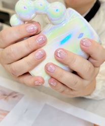 -七彩虹美甲美睫 半永久