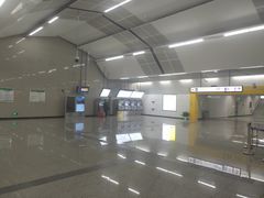 -红土地(地铁站)