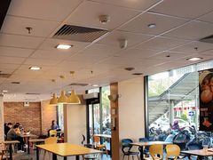 大堂-麦当劳(明湖店)