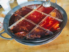 -正南齊北重庆老火锅(光华村直营店)