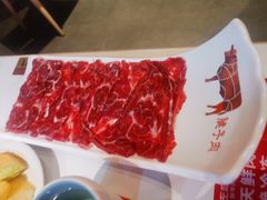 -左庭右院鲜牛肉火锅(金山万达店)