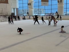 -世纪星滑冰俱乐部(万象城店)