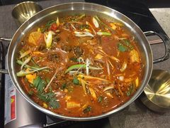 辛牛骨火锅-KCOOKING概念韩餐(世茂52+店)