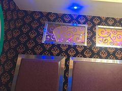 -路边边.炒菜烧烤.音乐餐厅(良乡长虹店)